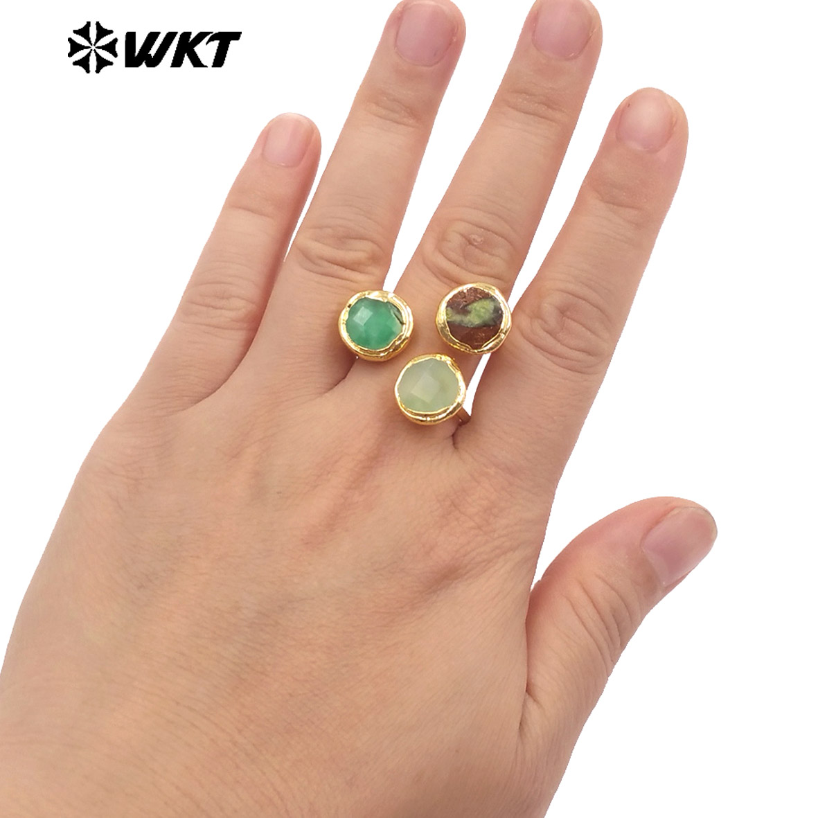 Women'S Accessories Australia - WT-R577 高品質天然オーストラリア産クリソプレーズストーン金メッキ三角形調整可能リング 女の子向けファッションアクセサリー