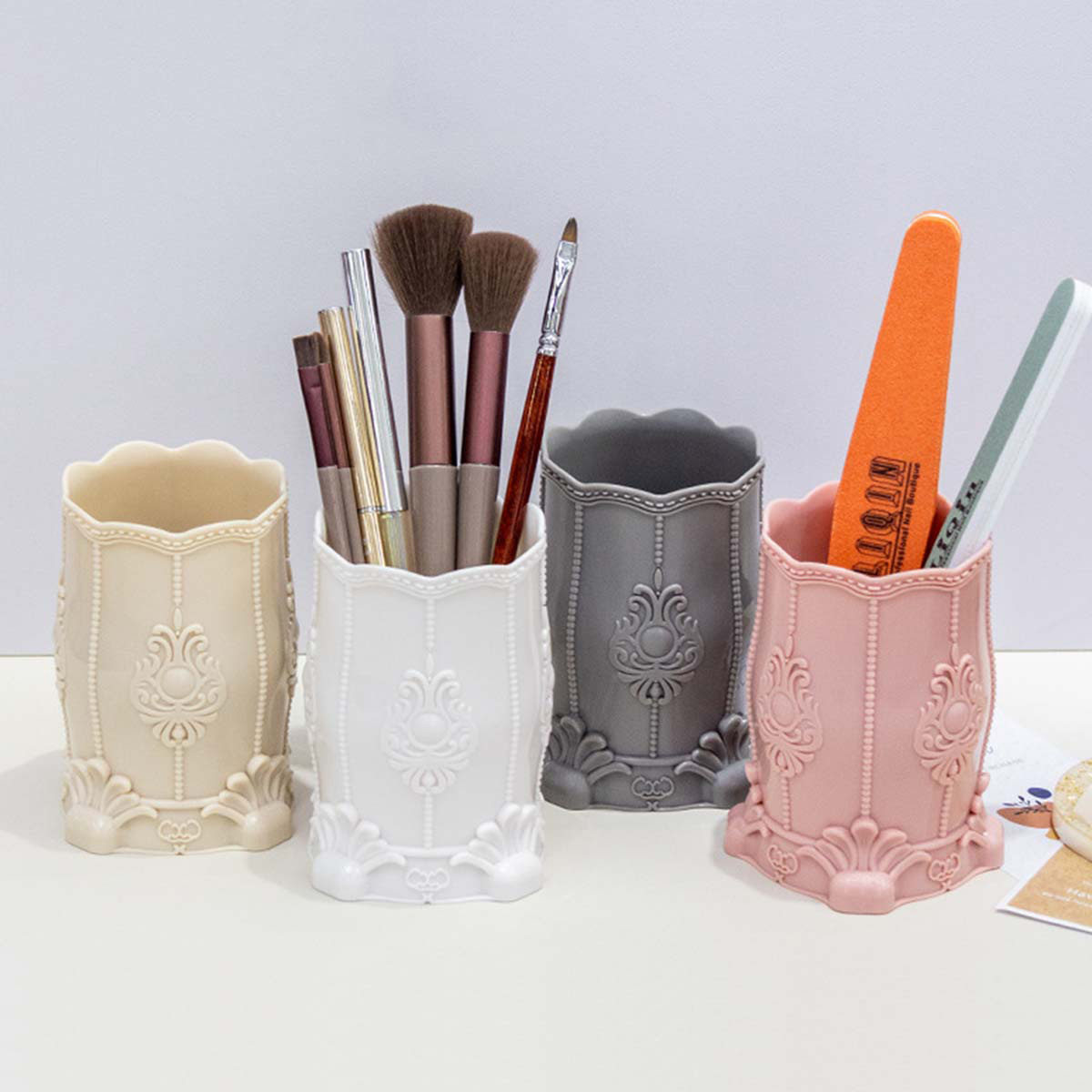 クリエイティブメイクアップブラシ/ペンホルダーファッションデ - Women Accessories Holder のレビューと価格