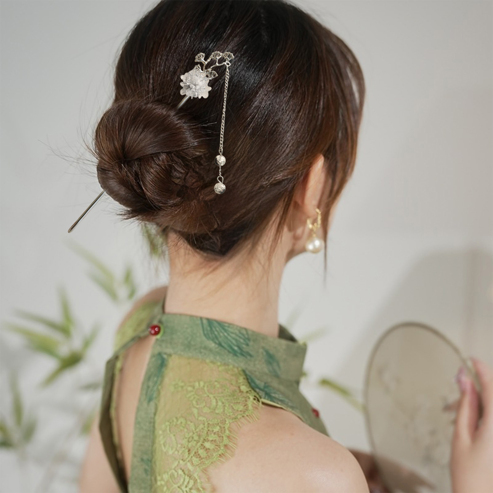 エレガントな花のヘアスティックフォーク合金ヘアクリップビーズ - Women Accessories Chain のレビューと価格